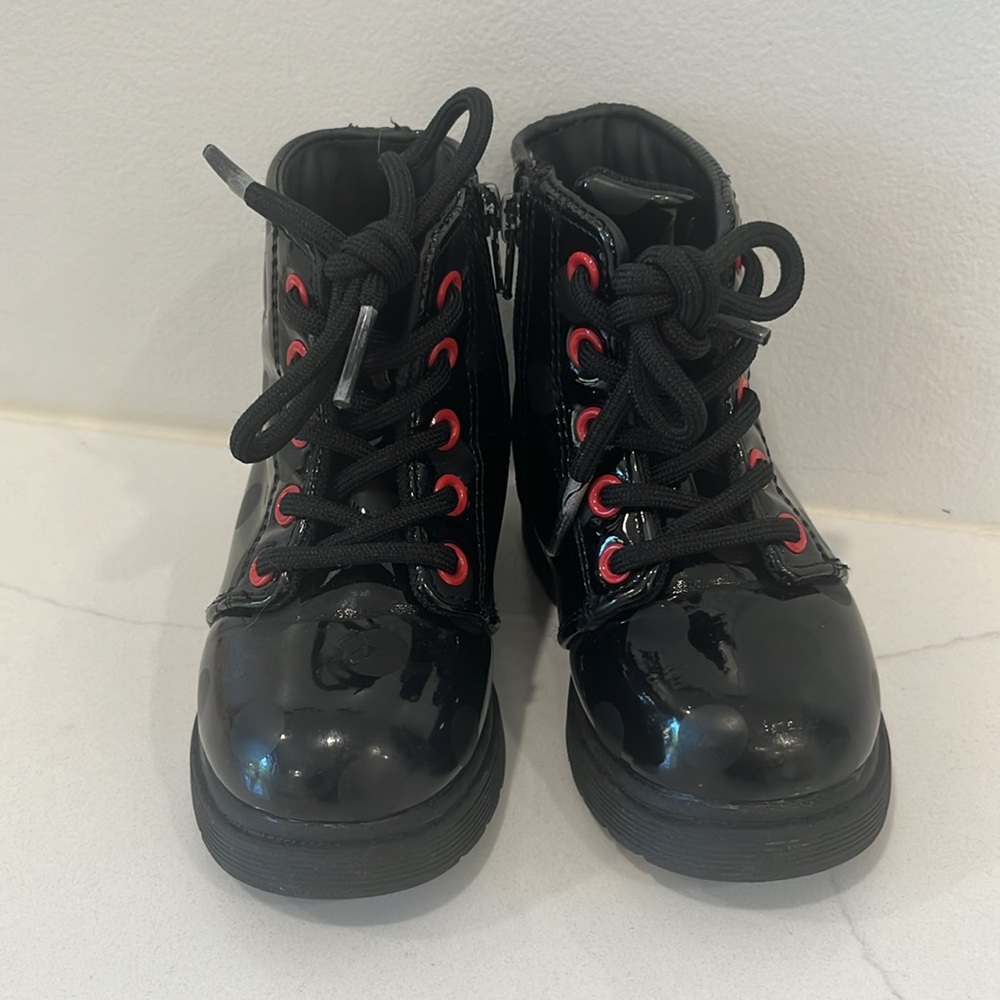 Minnie Mouse Boots - Picture 5 of 7